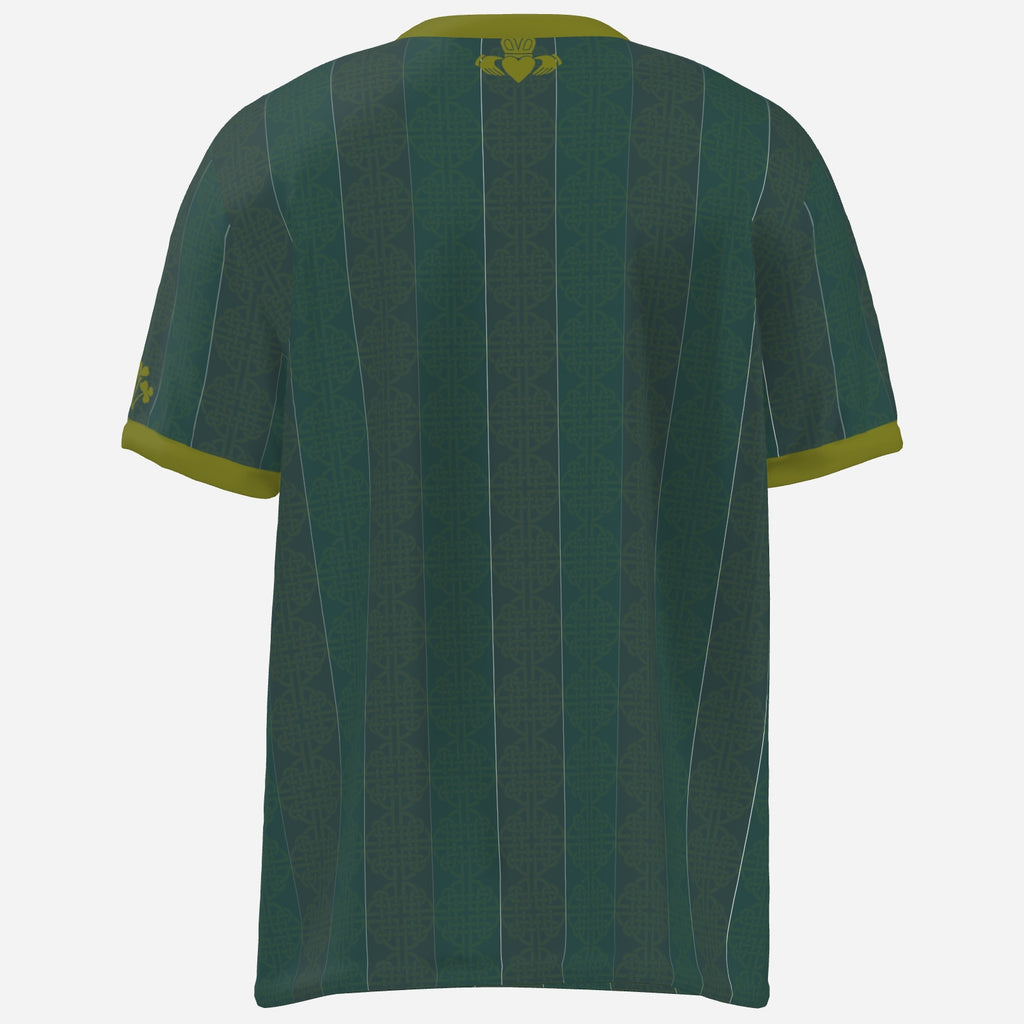 Claddagh shirt with gold trim