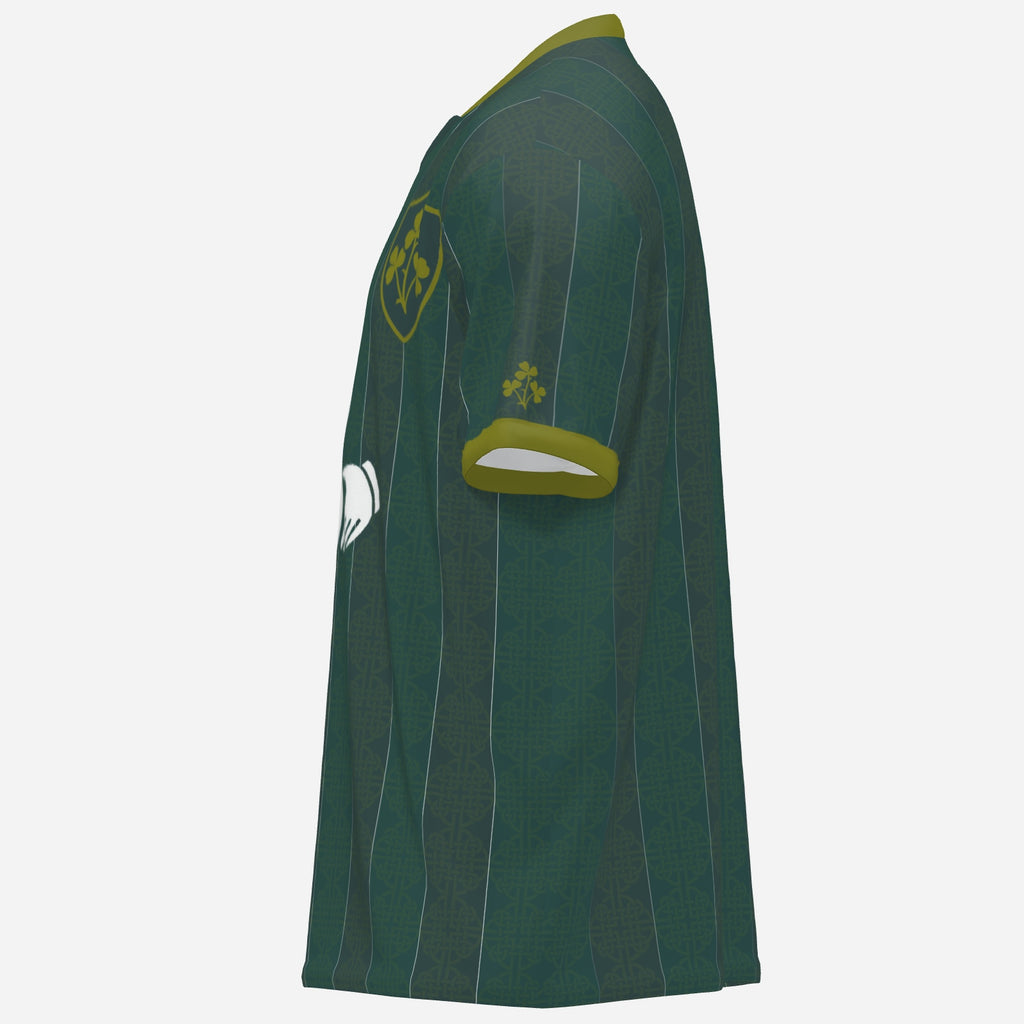 Claddagh shirt with gold trim