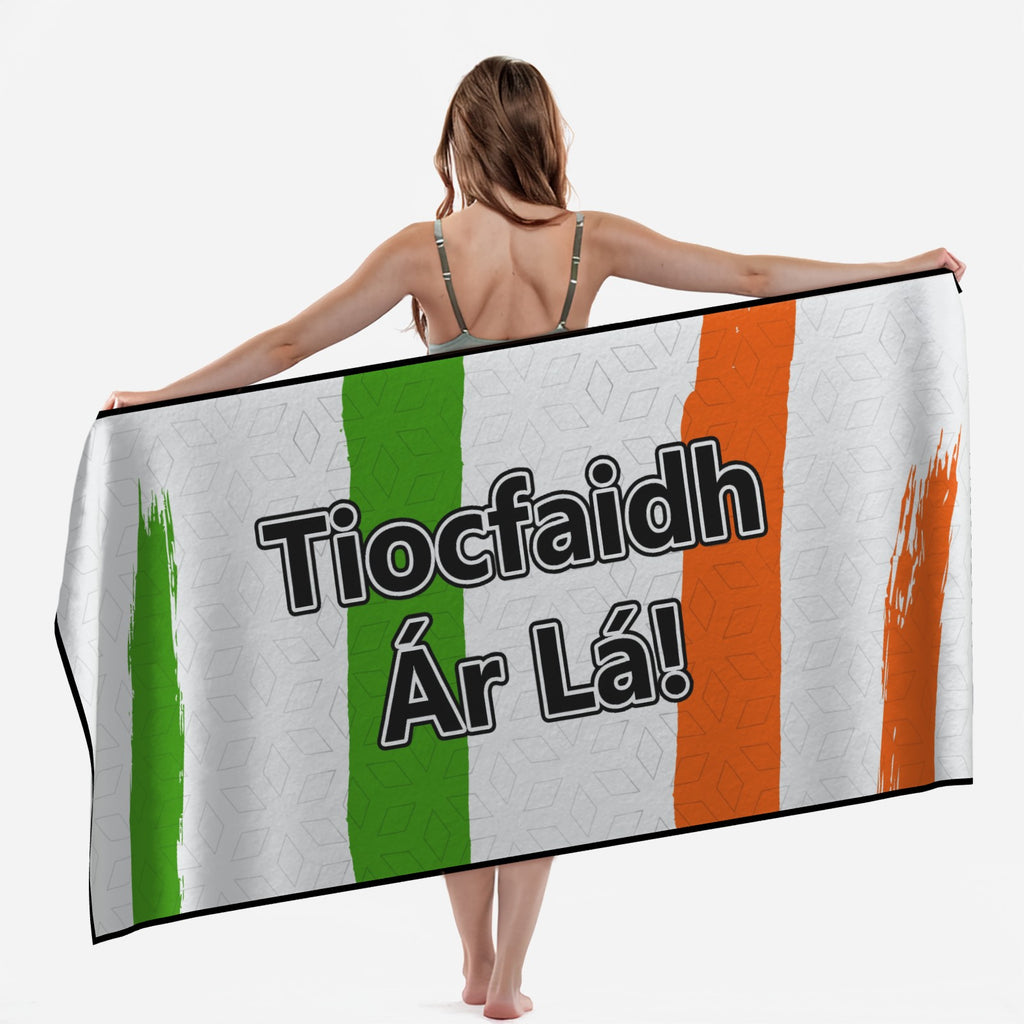 Tiocfaidh Ár Lá Beach Towel
